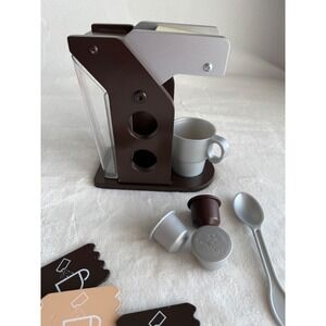 KidsKraft Wooden Keurig Coffee Maker Toy Brown Kitchen Pretend Play